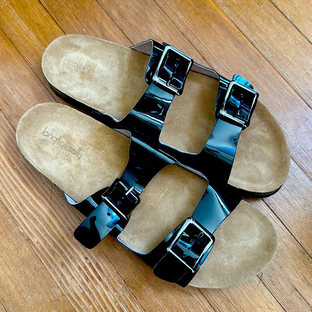 Brand New Sandals Women’s size 13!!